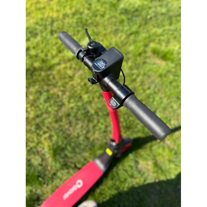 Уцінка електросамокат Grover SOX, 35 км на одному заряді, 350W, 8,5" для міських поїздок