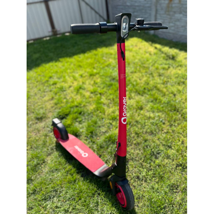 Уцінка електросамокат Grover SOX, 35 км на одному заряді, 350W, 8,5" для міських поїздок