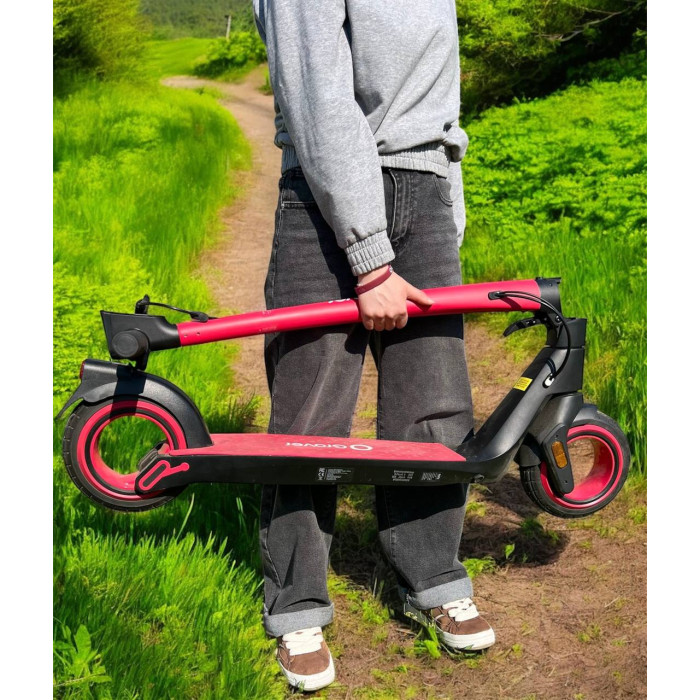 Уцінка електросамокат Grover SOX, 35 км на одному заряді, 350W, 8,5" для міських поїздок