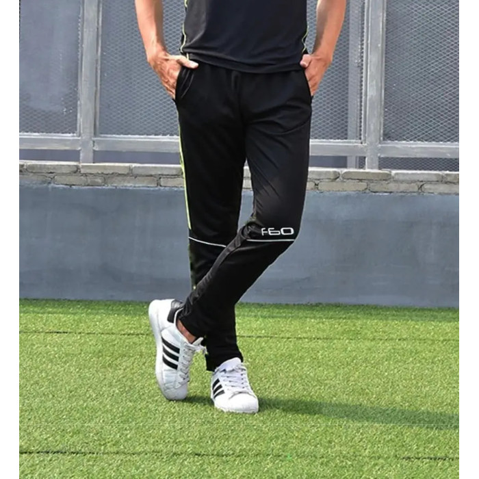 Спортивні штани підліткові для хлопчика із зеленим принтом еластик, чорного кольору, XXL